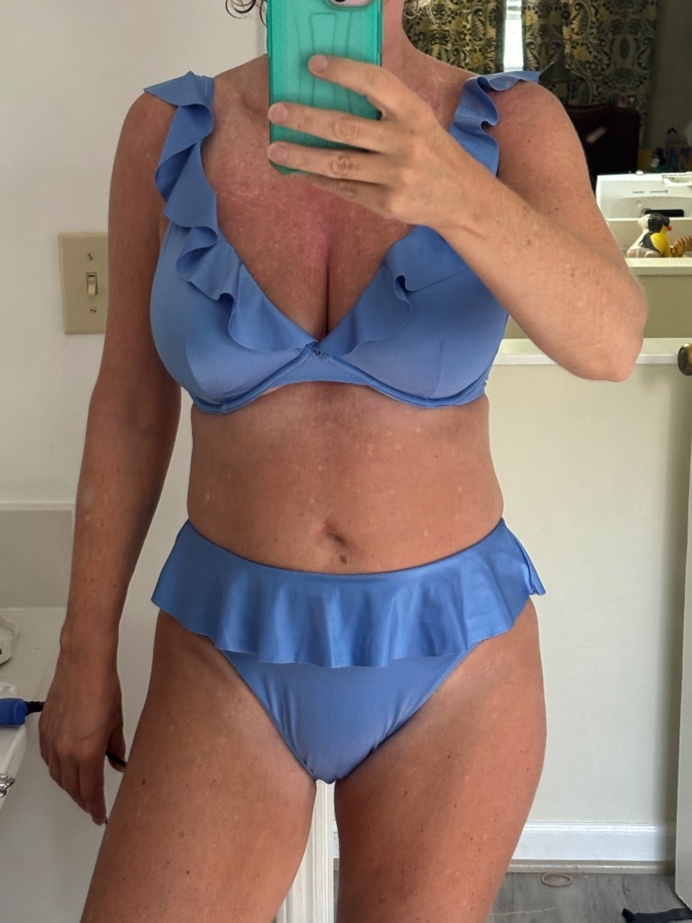 Victorias Secret ruffle bikini, 34DD, M